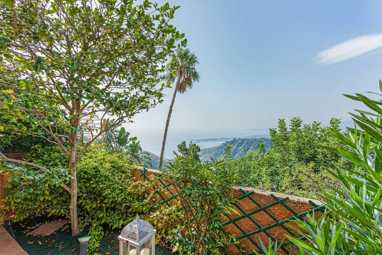 Taormina Apartment With Panoramic View 0*,